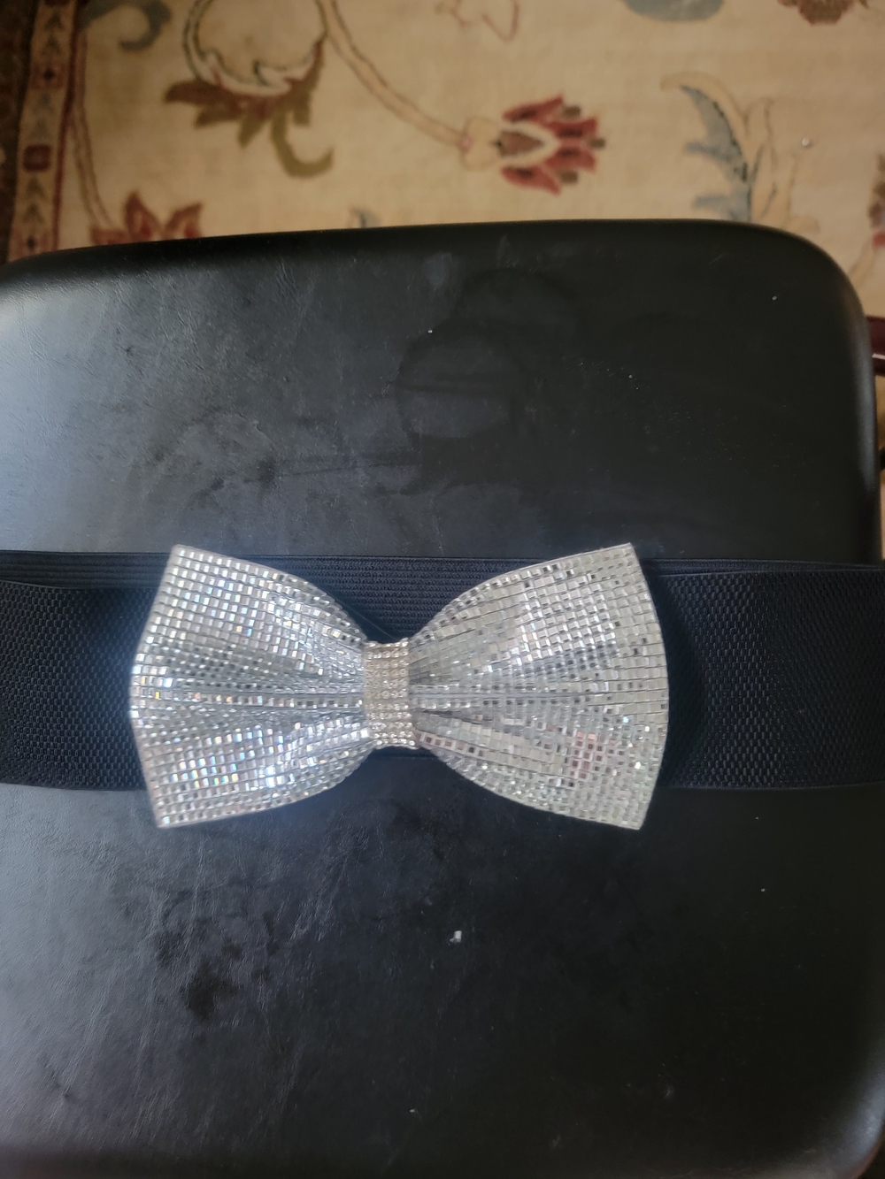 NEW NWT Torrid Stretch Snap  Silver Embellished Bow Belt Accent